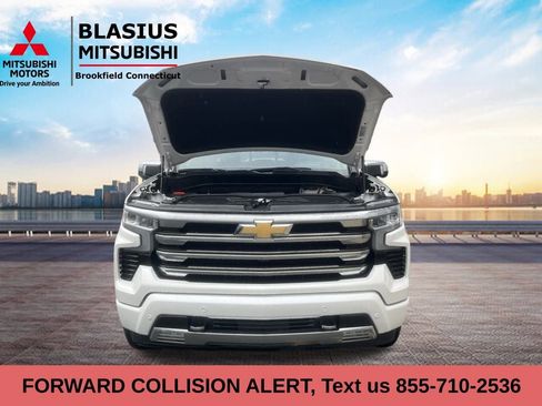 Used 2024 Chevrolet Silverado 1500 High Country w/ Technology Package image 20