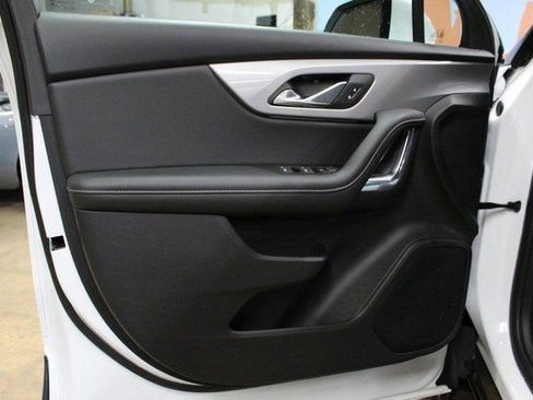 Used 2023 Chevrolet Blazer LT w/ Driver Confidence Package image 15