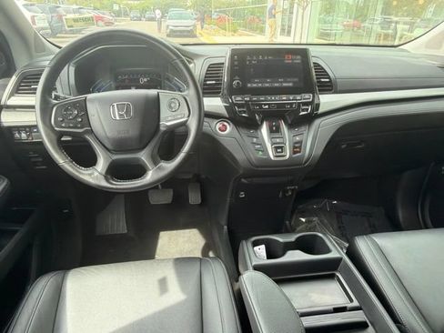 Used 2023 Honda Odyssey EX-L image 12
