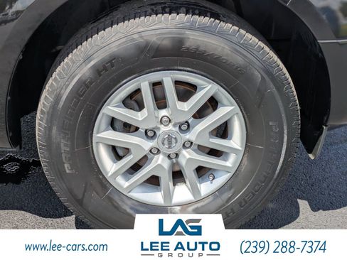 Used 2017 Nissan Frontier SV w/ SV Value Truck Package RWD image 10