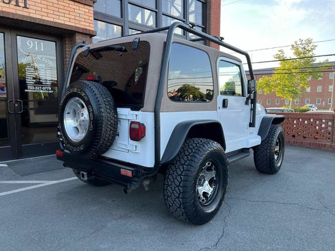 Used 2002 Jeep Wrangler Sahara AWD/4WD image 11