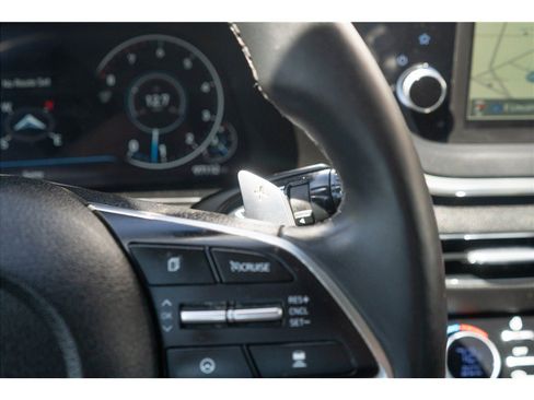 Used 2020 Hyundai Sonata Limited FWD image 11