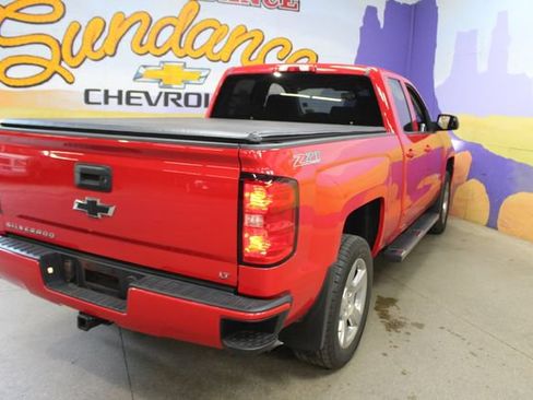 Used 2017 Chevrolet Silverado 1500 LT w/ True North Edition AWD/4WD image 8