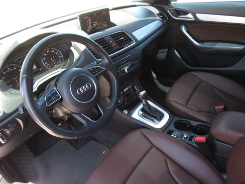 Used 2018 Audi Q3 2.0T Premium AWD/4WD image 17
