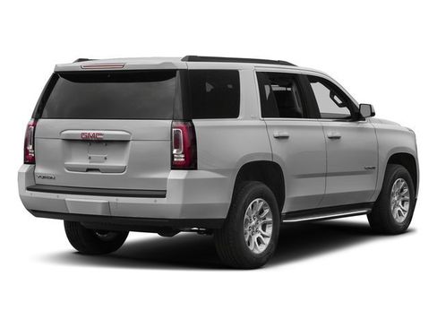Used 2017 GMC Yukon SLE w/ SLE Value Package AWD/4WD image 2