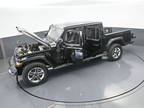 Used 2024 Jeep Gladiator Sport w/ Premium Package image 66