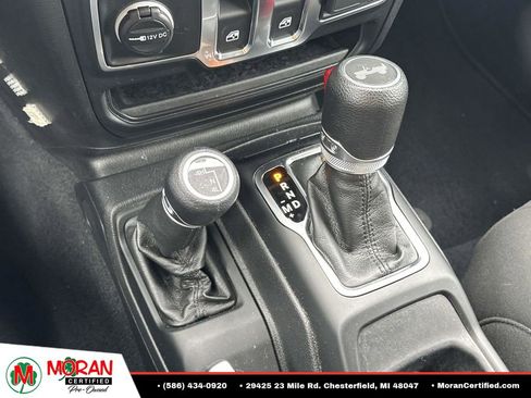 Used 2022 Jeep Wrangler Sport AWD/4WD image 27