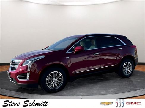Used 2017 Cadillac XT5 Luxury w/ Driver Awareness Package image 4