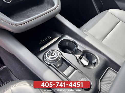 Used 2025 Ford Explorer Active w/ Active Comfort Package RWD image 31