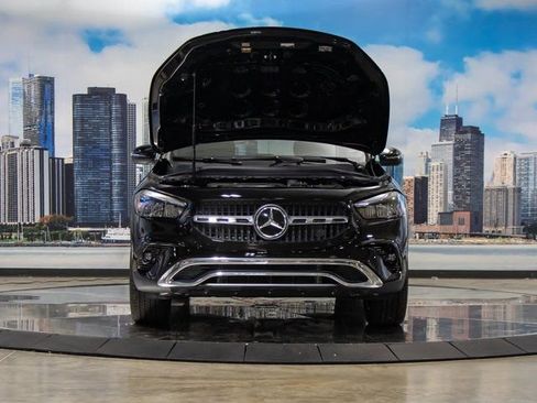 Used 2026 Mercedes-Benz GLA 250 4MATIC image 4