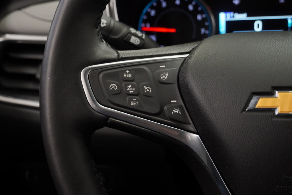 Used 2018 Chevrolet Equinox Premier FWD image 30