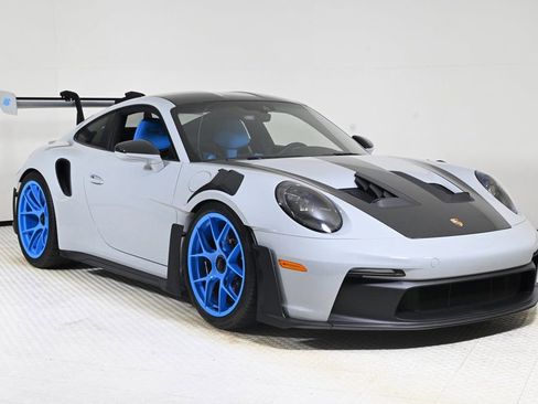 Certified 2025 Porsche 911 GT3 RS image 9