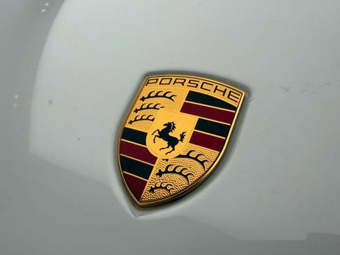 Used 2026 Porsche Macan AWD/4WD image 24