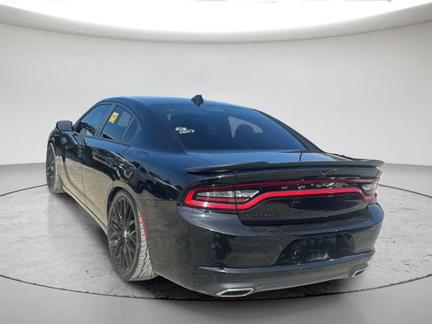 Used 2023 Dodge Charger SXT w/ Blacktop Package RWD image 9