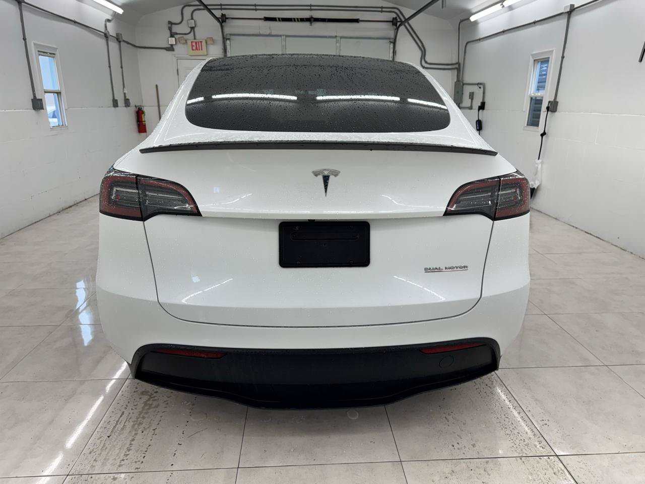 Used 2023 Tesla Model Y Performance AWD/4WD image 6