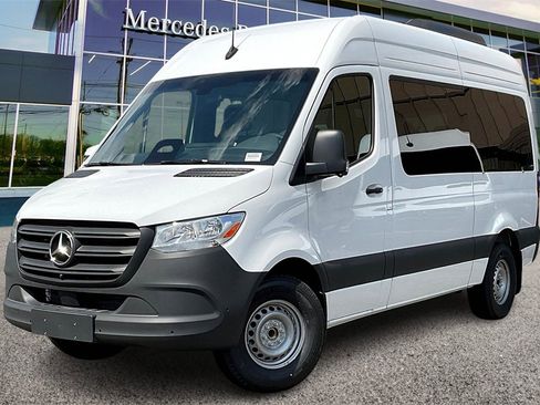 New 2025 Mercedes-Benz Sprinter 2500 image 2