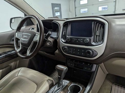 Used 2015 GMC Canyon SLT w/ Driver Alert Package image 43