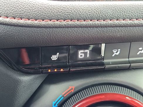 Used 2020 Chevrolet Blazer RS image 29