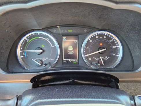 Used 2017 Toyota Highlander Limited Platinum AWD/4WD image 22