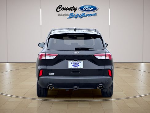 Used 2022 Ford Escape SEL w/ SEL Stealth AWD Package image 11