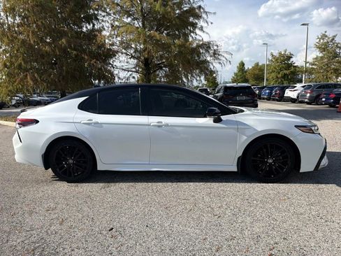 Used 2023 Toyota Camry XSE FWD image 2
