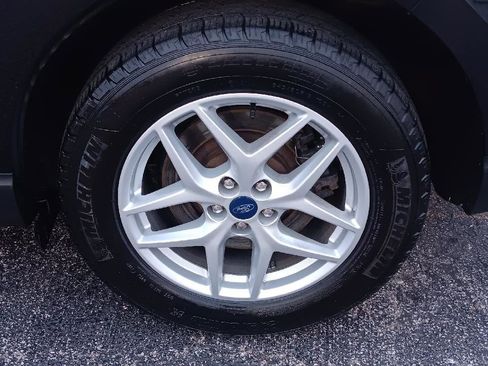 Used 2021 Ford Edge SEL w/ Convenience Package image 13