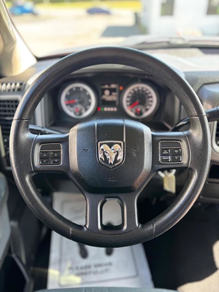 Used 2013 RAM 1500 Express RWD image 10