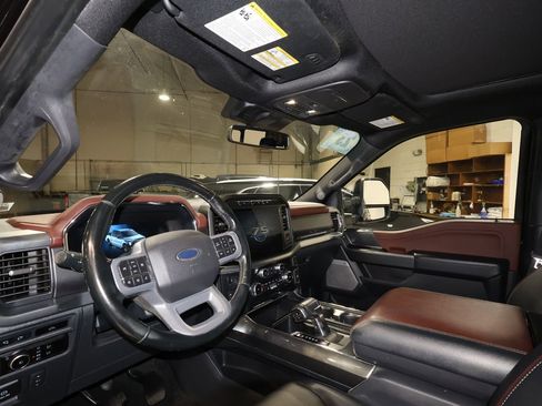 Used 2023 Ford F150 Lariat AWD/4WD image 9