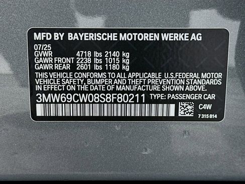 Used 2025 BMW 330i Sedan w/ Premium Package RWD image 33