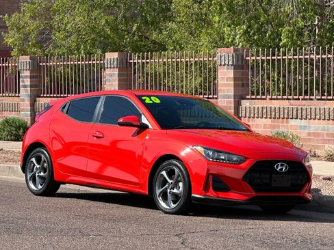 Used 2020 Hyundai Veloster 2.0 FWD image 8
