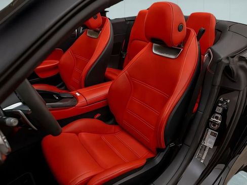 Used 2022 Mercedes-Benz SL 63 AMG 4MATIC image 22