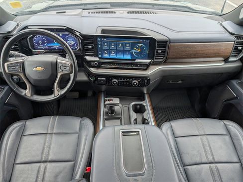 Used 2022 Chevrolet Silverado 1500 High Country w/ Z71 Off-Road Package image 27