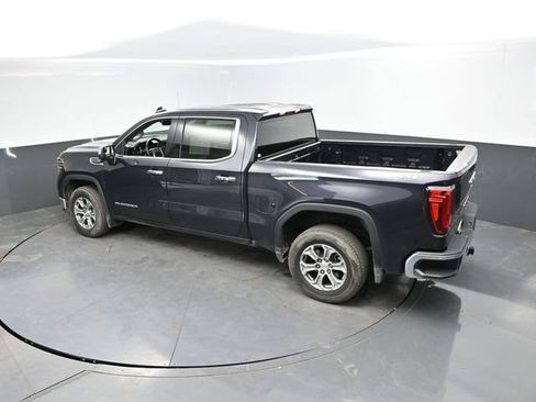 Used 2025 GMC Sierra 1500 SLT AWD/4WD image 38
