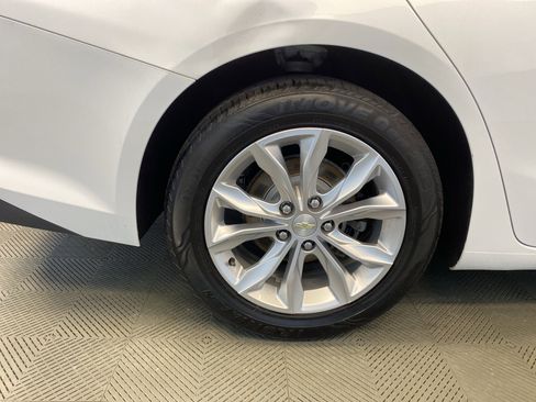 Used 2019 Chevrolet Malibu LT image 34