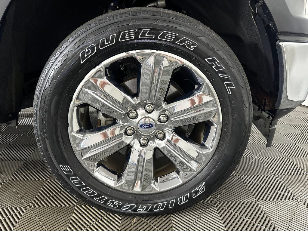 Used 2019 Ford F150 XLT w/ Equipment Group 302A Luxury AWD/4WD image 31