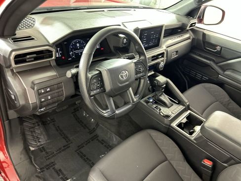 Used 2025 Toyota Tacoma SR5 image 11