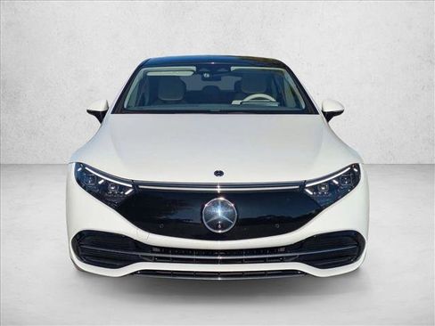 Used 2023 Mercedes-Benz EQS 450+ Sedan image 2