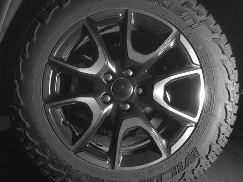 Used 2025 Jeep Compass Trailhawk image 14