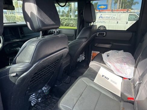 Used 2023 Ford Bronco Everglades image 5