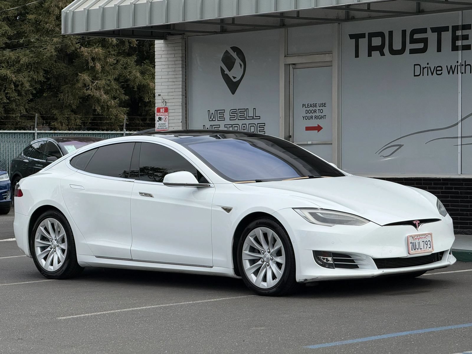 Used 2016 Tesla Model S 75 RWD image 8