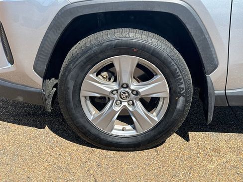 Used 2022 Toyota RAV4 XLE image 24