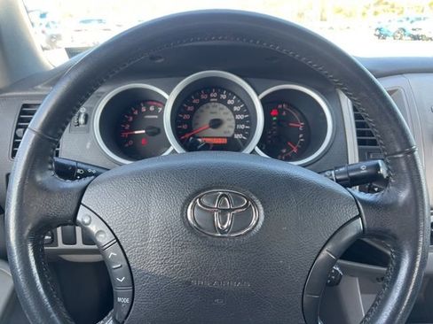 Used 2006 Toyota Tacoma 4x4 Access Cab V6 image 11