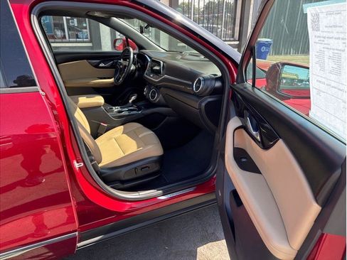 Used 2019 Chevrolet Blazer Premier w/ Sun and Wheels Package FWD image 8