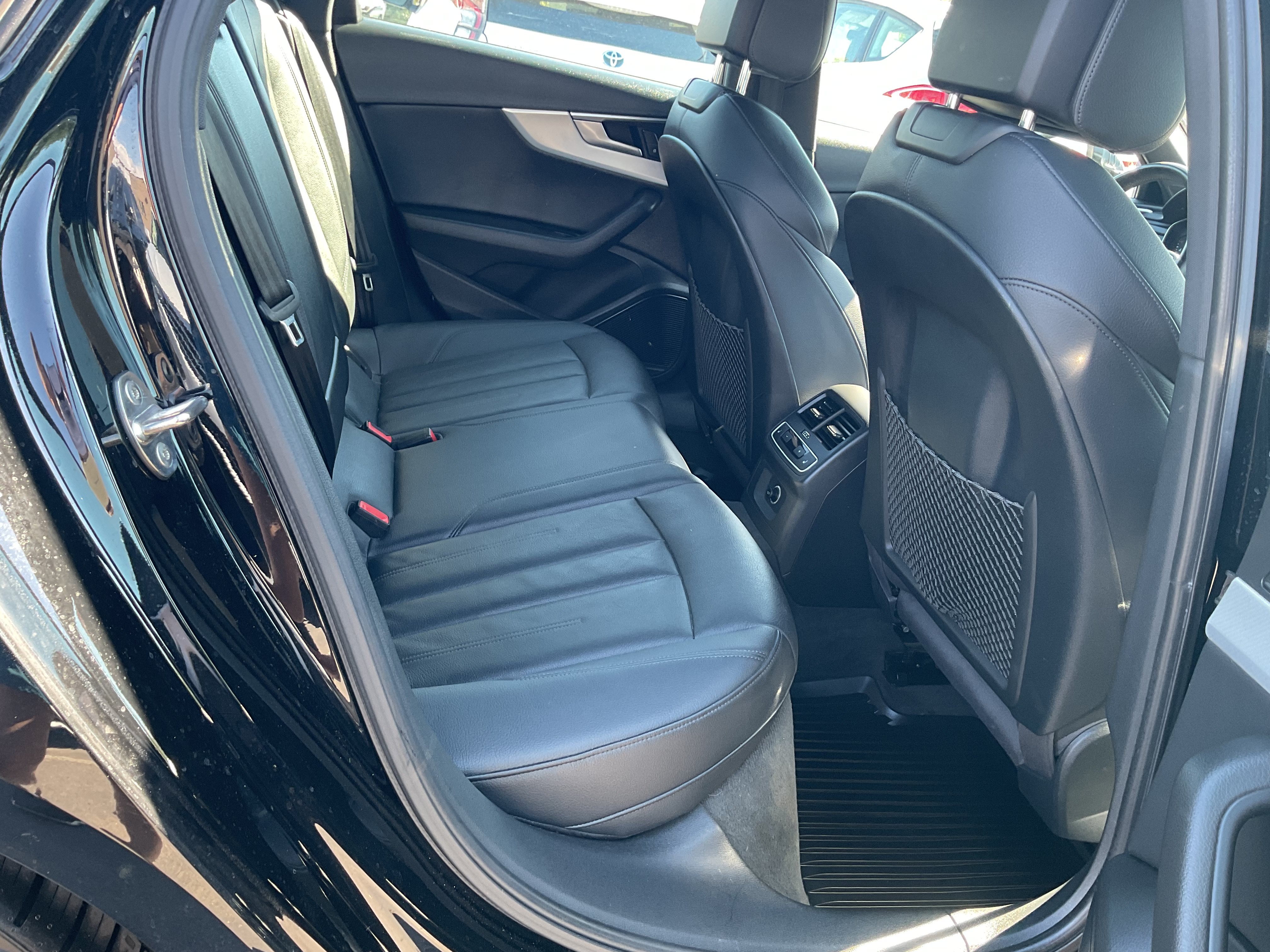 Used 2017 Audi A4 2.0T Premium Plus w/ Premium Plus Package AWD/4WD image 21