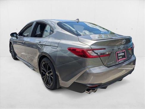 New 2025 Toyota Camry SE FWD image 8