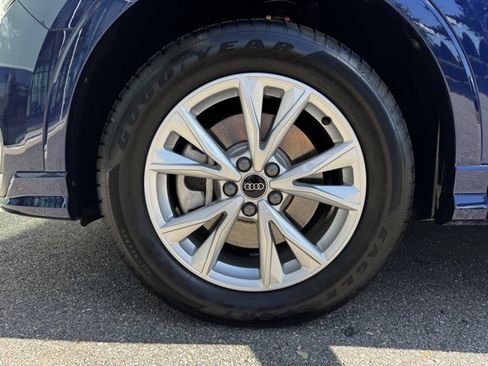 Certified 2025 Audi Q3 2.0T Premium Plus w/ Premium Plus Package image 8