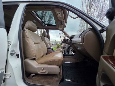 Used 1998 Toyota 4Runner Limited image 12