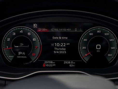 Used 2024 Audi Q5 2.0T Prestige image 11