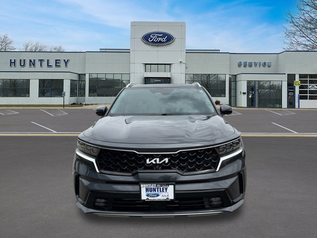 Used 2023 Kia Sorento EX w/ Panoramic Sunroof Package FWD image 2