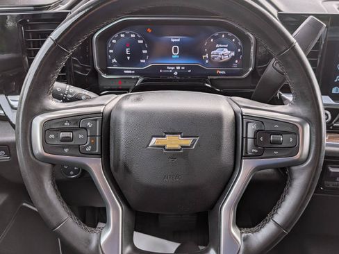 Used 2024 Chevrolet Silverado 1500 LT w/ Z71 Off-Road Package AWD/4WD image 15